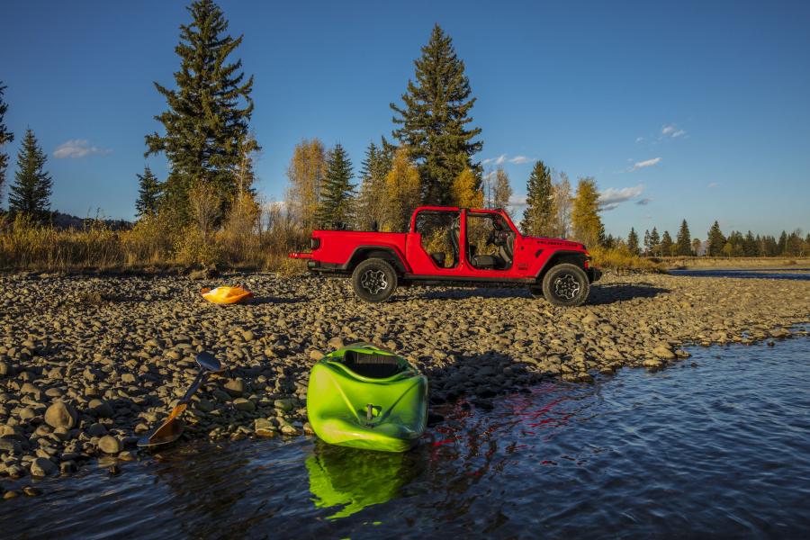  Jeep Gladiator Rubicon (JT) 2019 года  (NA) (фото 13 из 42)